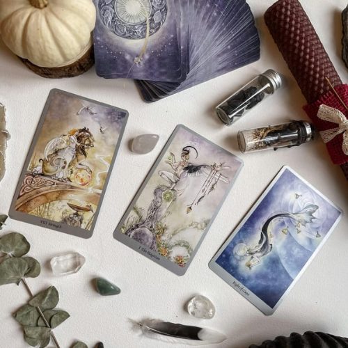 Tarot in orakeljske karte