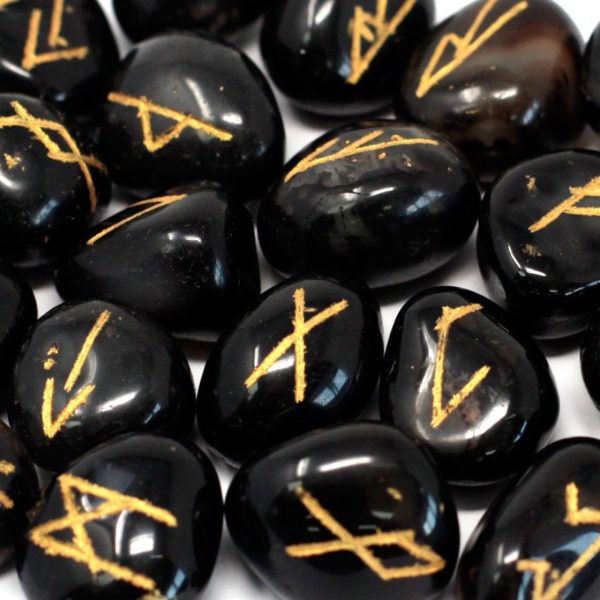Kristalne rune – črni oniks